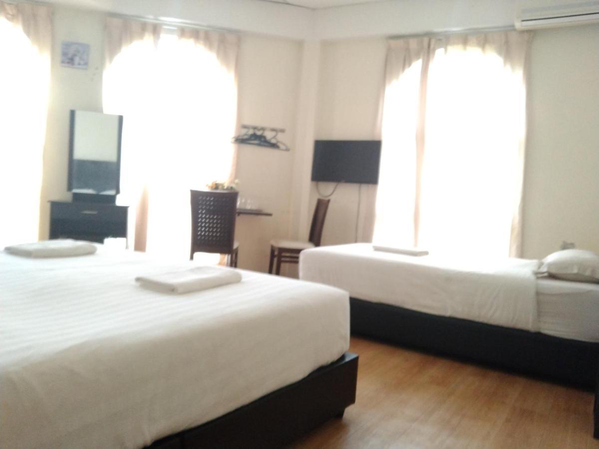Jam Hotel Kota Warisan Sepang @ Erl Salak Tinggi, Klia 1-2 & F1 Zewnętrze zdjęcie