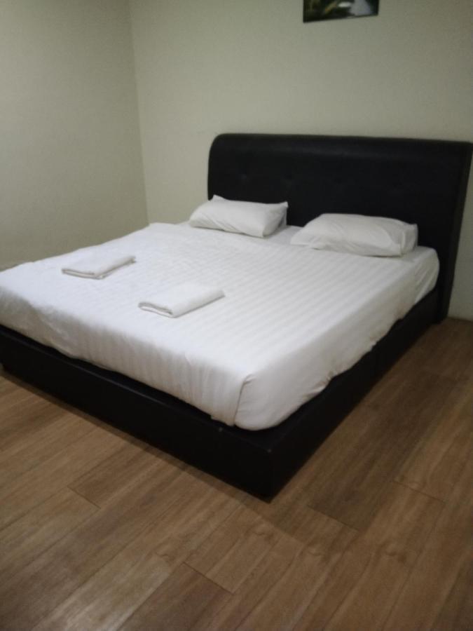 Jam Hotel Kota Warisan Sepang @ Erl Salak Tinggi, Klia 1-2 & F1 Zewnętrze zdjęcie