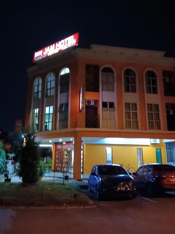 Jam Hotel Kota Warisan Sepang @ Erl Salak Tinggi, Klia 1-2 & F1 Zewnętrze zdjęcie