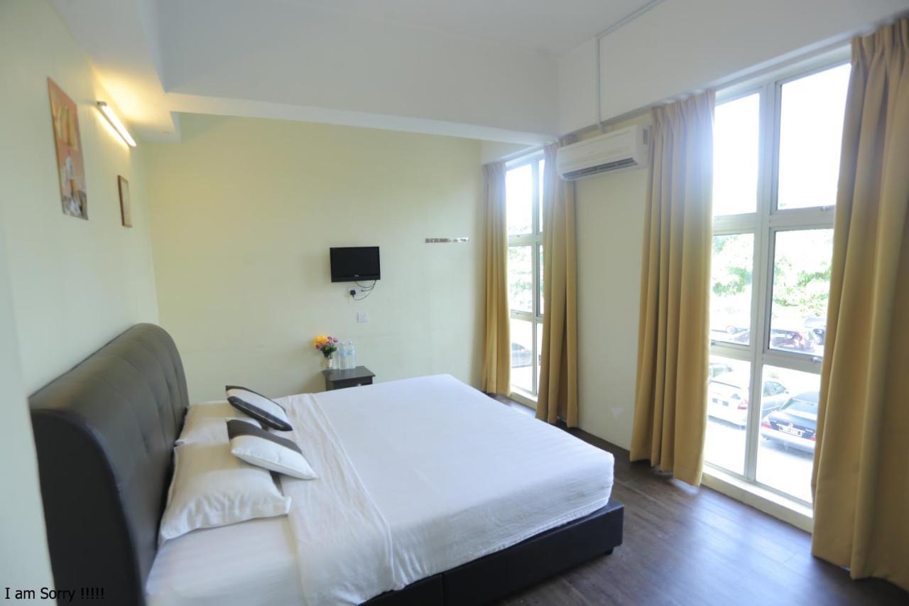 Jam Hotel Kota Warisan Sepang @ Erl Salak Tinggi, Klia 1-2 & F1 Zewnętrze zdjęcie