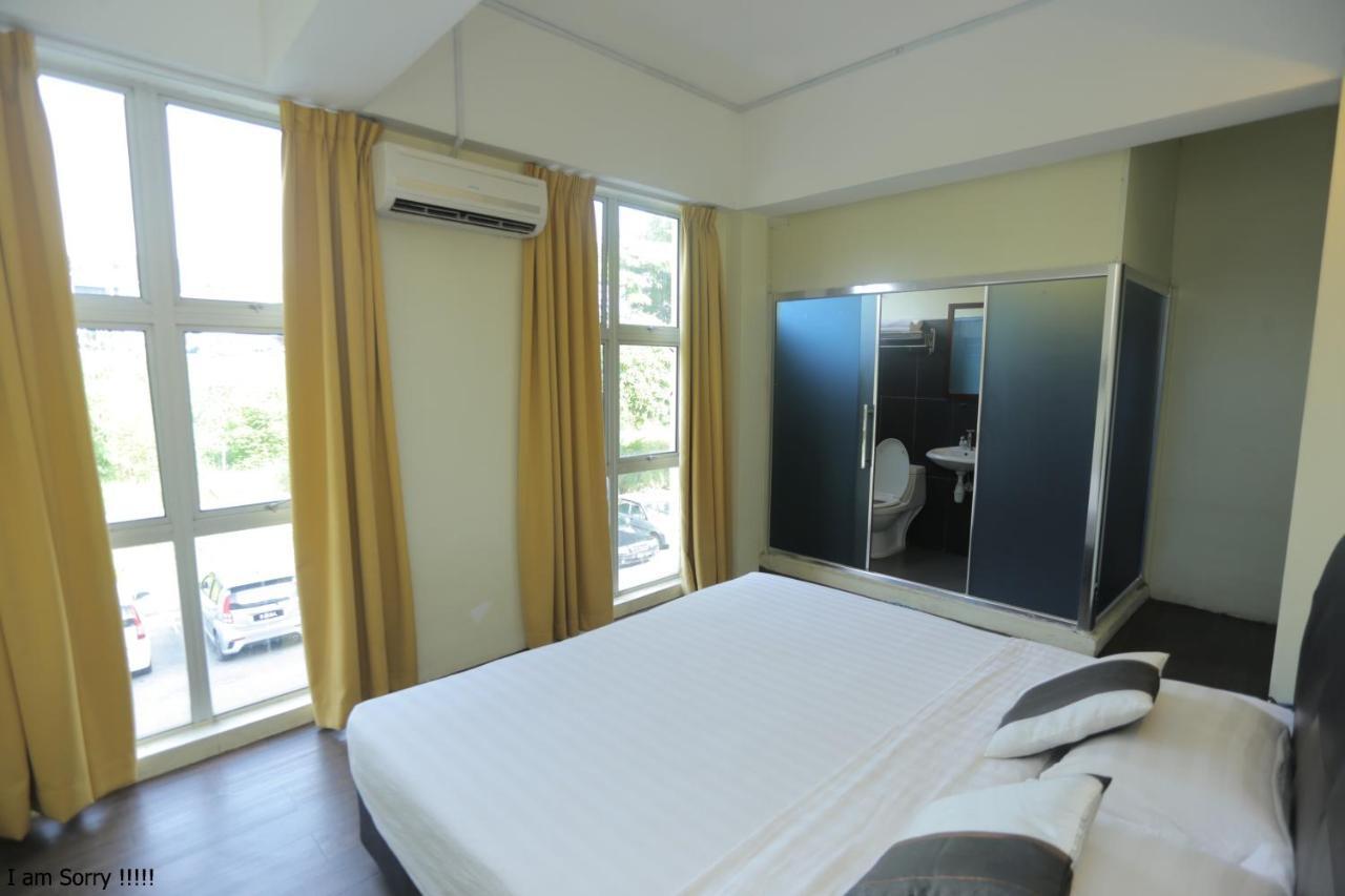 Jam Hotel Kota Warisan Sepang @ Erl Salak Tinggi, Klia 1-2 & F1 Zewnętrze zdjęcie