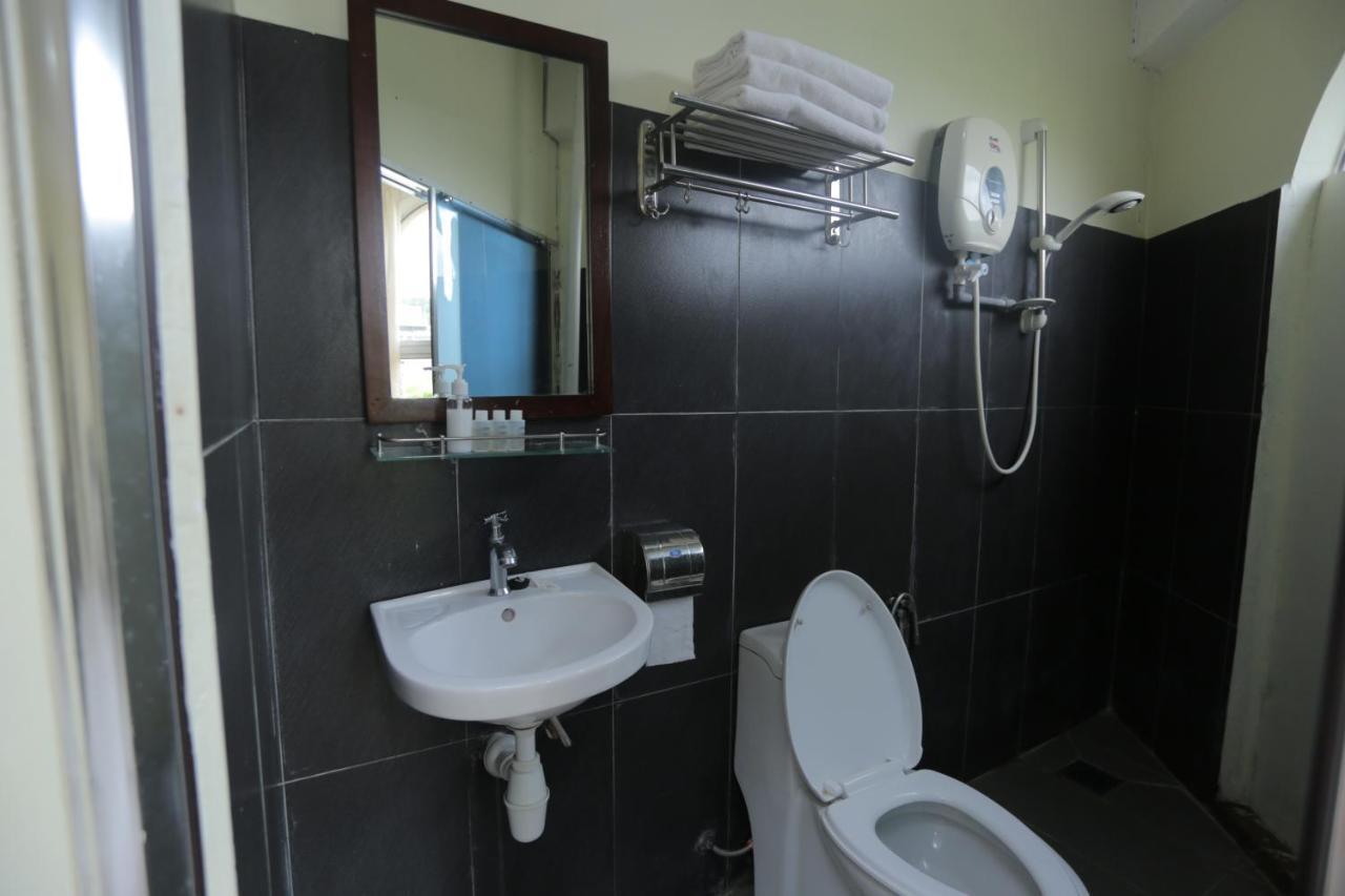 Jam Hotel Kota Warisan Sepang @ Erl Salak Tinggi, Klia 1-2 & F1 Zewnętrze zdjęcie